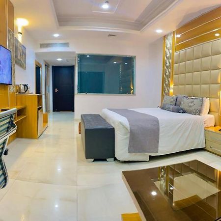 Caesar'S Luxury Hotel 莱基 外观 照片