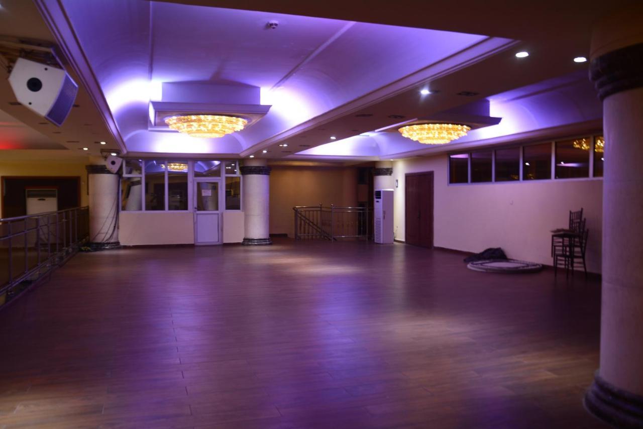 Caesar'S Luxury Hotel 莱基 外观 照片