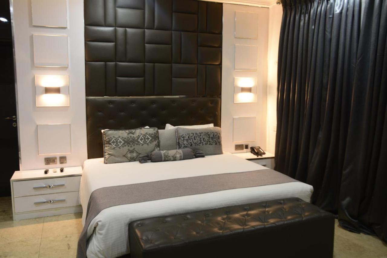 Caesar'S Luxury Hotel 莱基 外观 照片